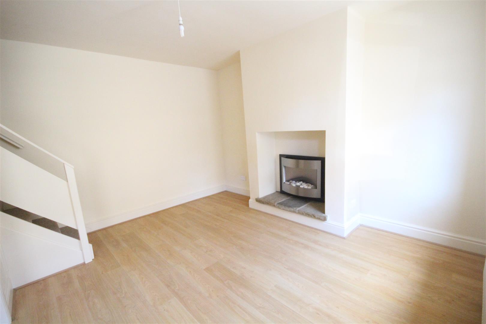 2 bedroom end terrace house To Let in Barnoldswick - IMG_7014.jpg